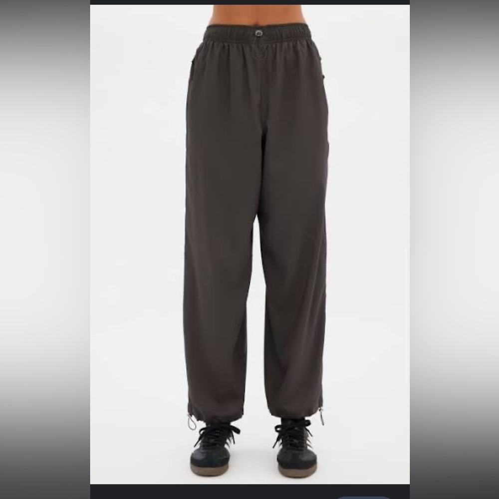 ISO (not for sale) - Girlfriend Amy Adjustable Pant in Olivine/Kalamata